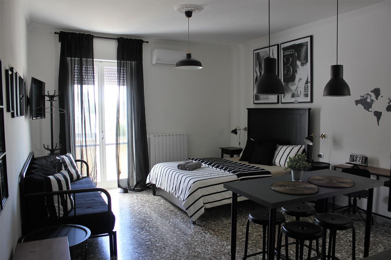 Wanderlust B And B Lecce Exterior foto